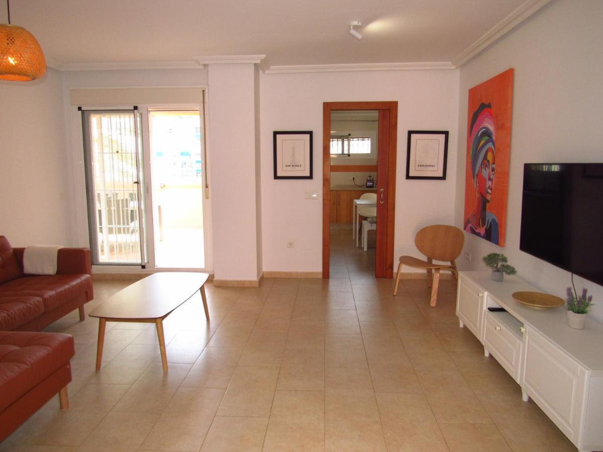 Benalroma 2 Bedroom Top Floor With Nice Terrace And Sea View Lejlighed Benalmádena