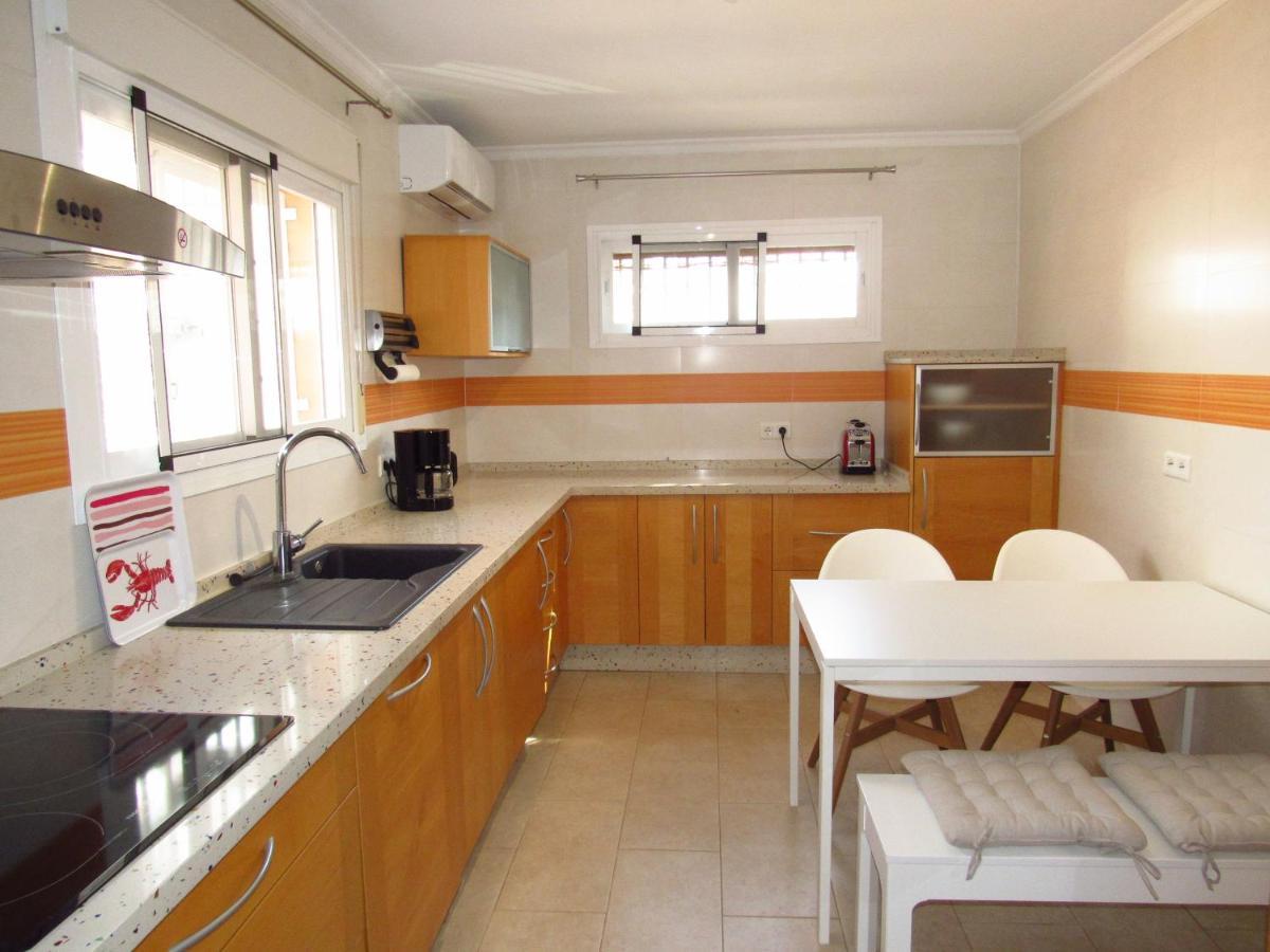 Benalroma 2 Bedroom Top Floor With Nice Terrace And Sea View