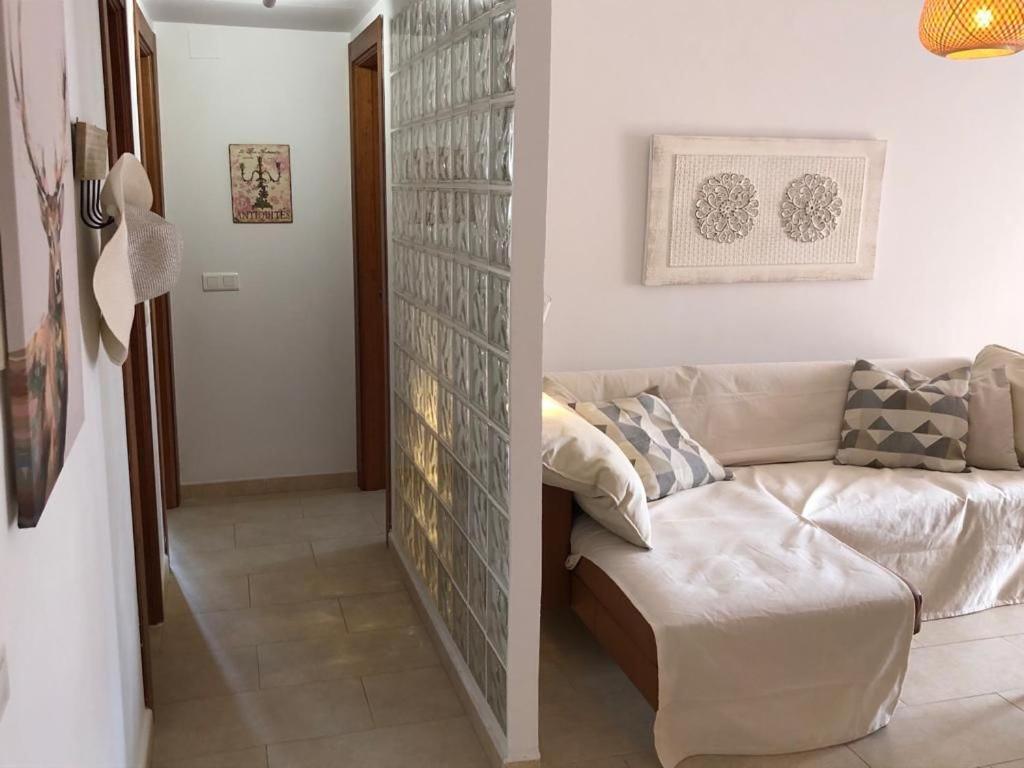 Benalroma 2 Bedroom Top Floor With Nice Terrace And Sea View Benalmádena